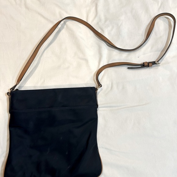 Michael Kors crossbody bag - Picture 1 of 3